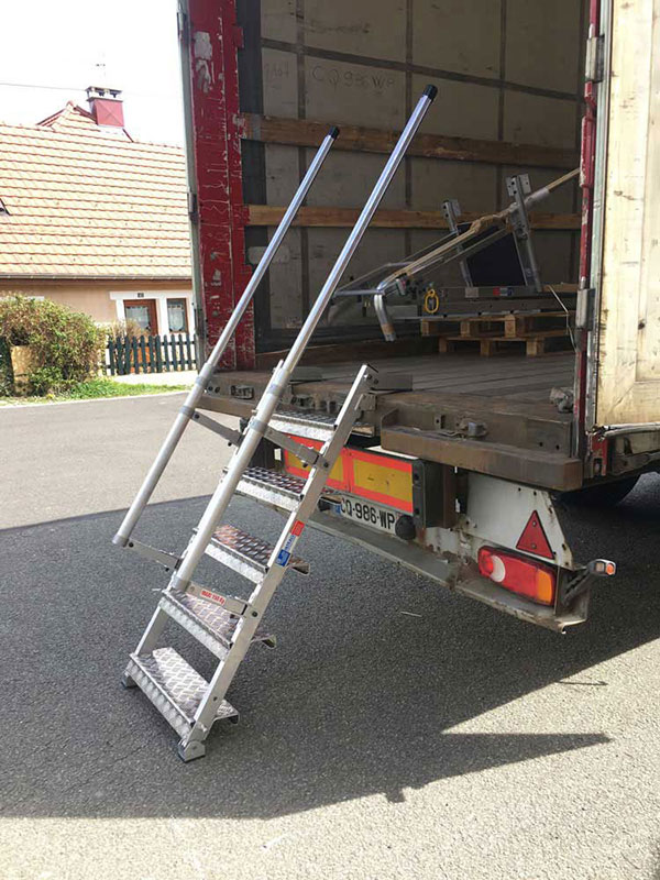 scala accesso camion dimostrazione